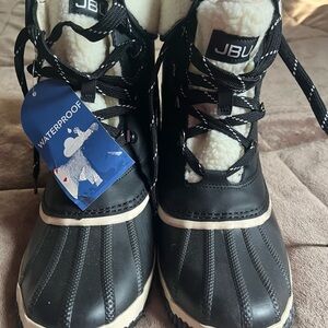 JBU Women’s Waterproof boots size 9